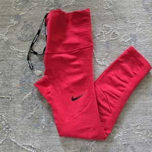 Nike Running Red Crop Capri Leggings Tights Women's Athletic Training Pants